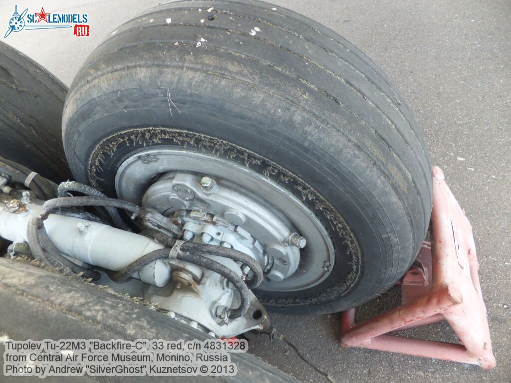 Tu-22M3_Backfire-C_0555.jpg