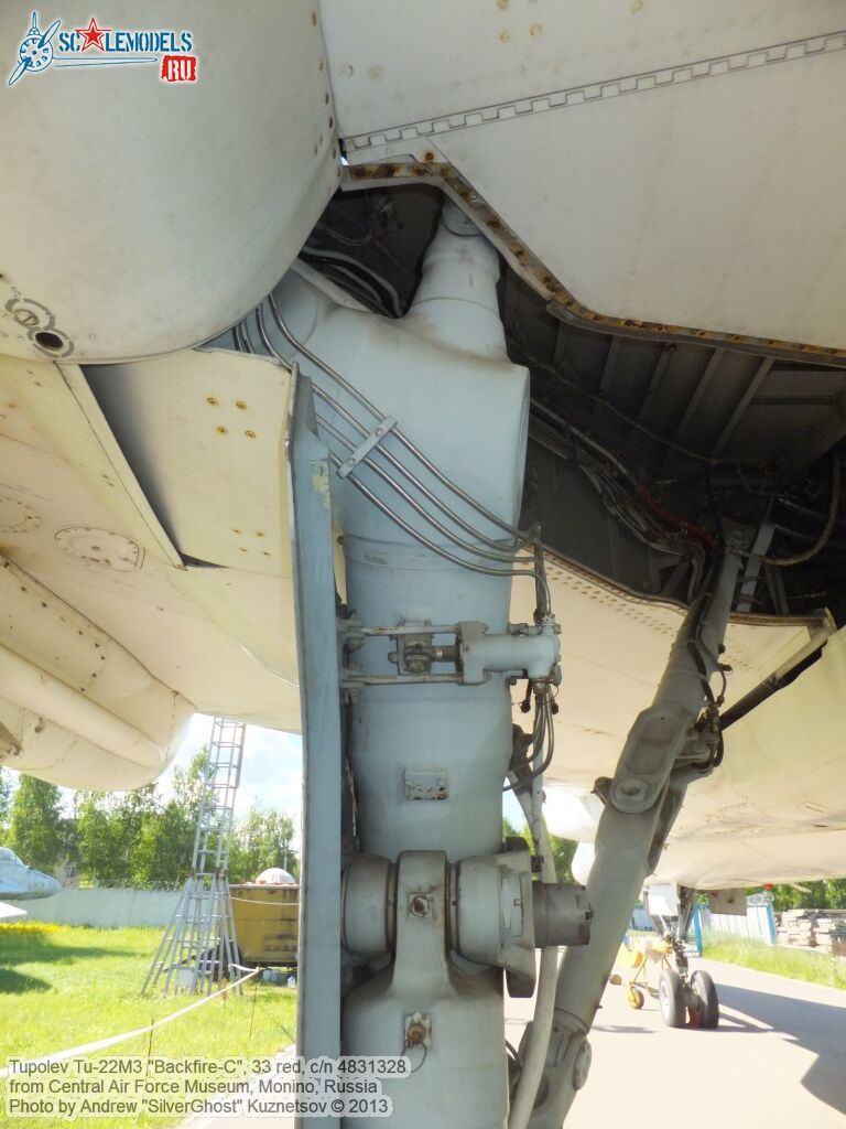 Tu-22M3_Backfire-C_0557.jpg