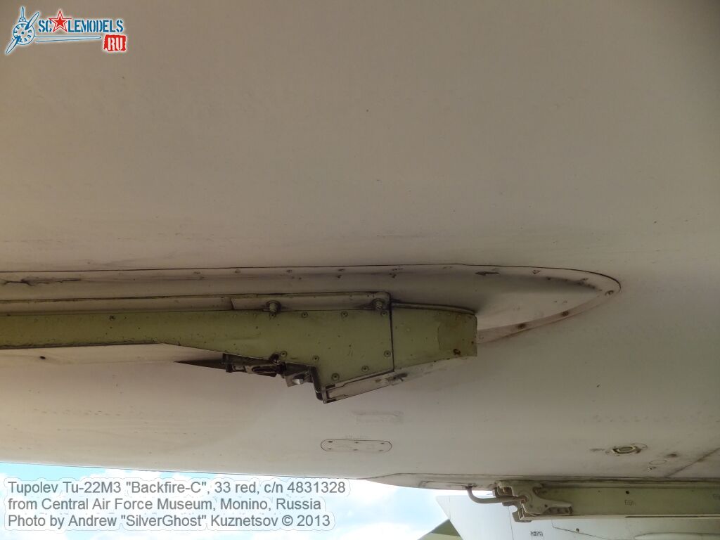 Tu-22M3_Backfire-C_0692.jpg