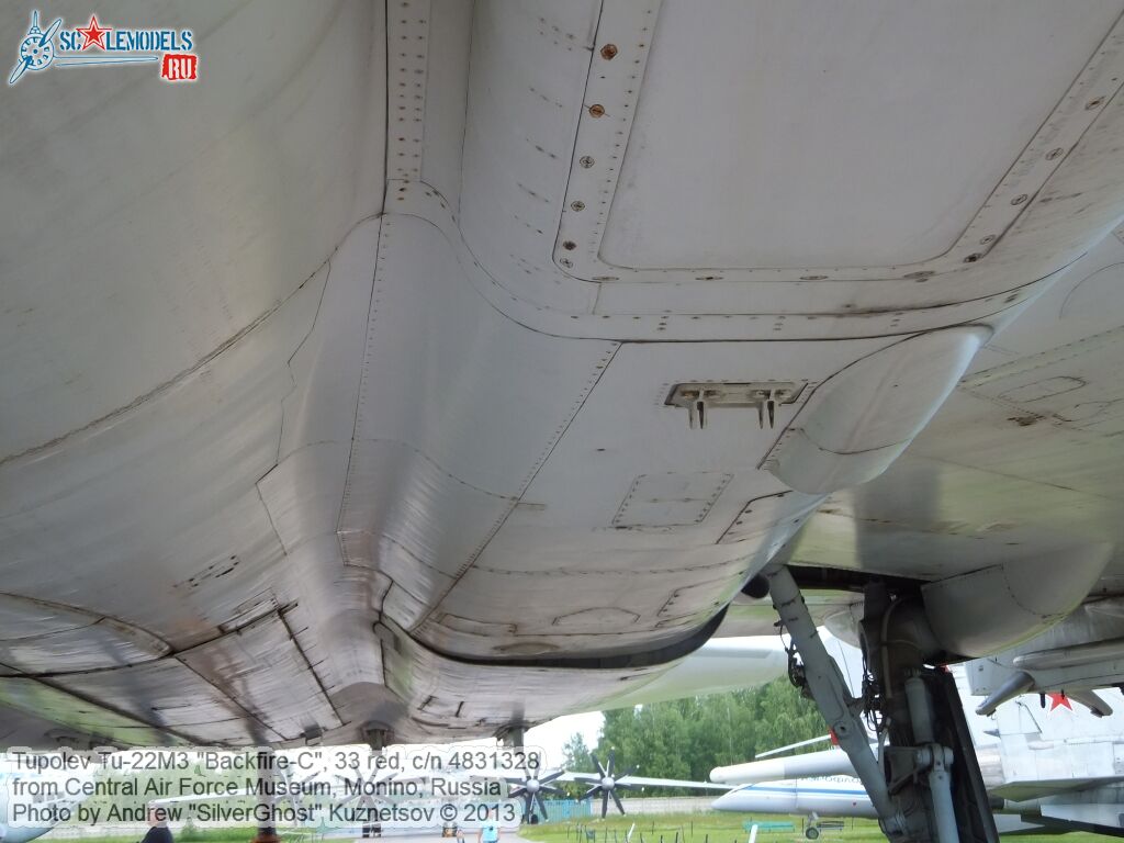 Tu-22M3_Backfire-C_0823.jpg
