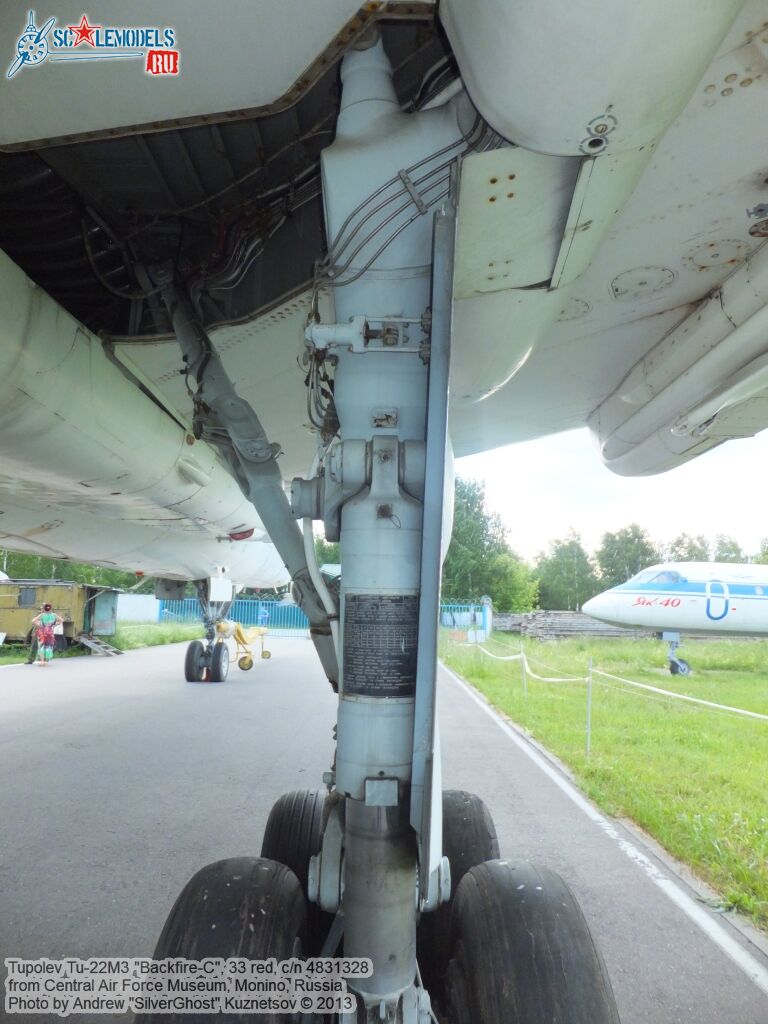 Tu-22M3_Backfire-C_0982.jpg