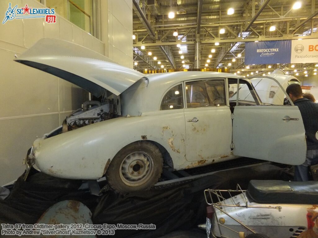Tatra_87_0046.jpg