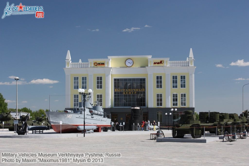 Military_vehicles_museum_Pyshma_0000.jpg