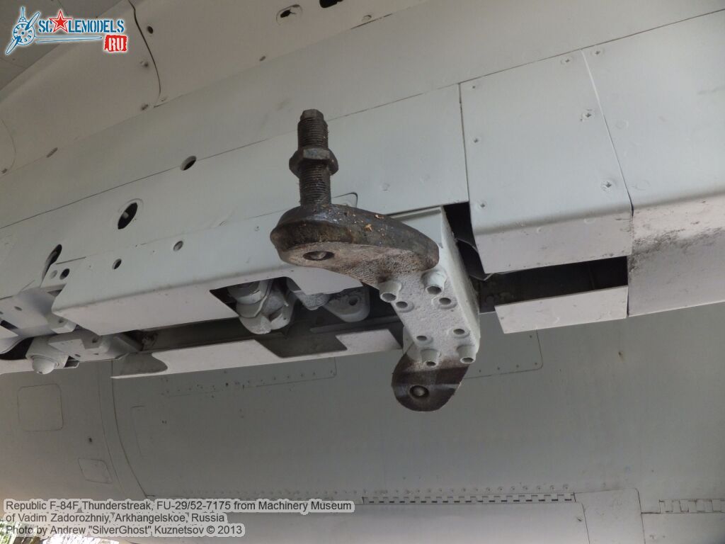 F-84F_Thunderstreak_0171.jpg