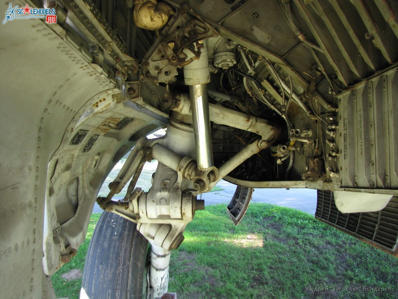194_MiG-25BM_Borovaya_avcooper.JPG