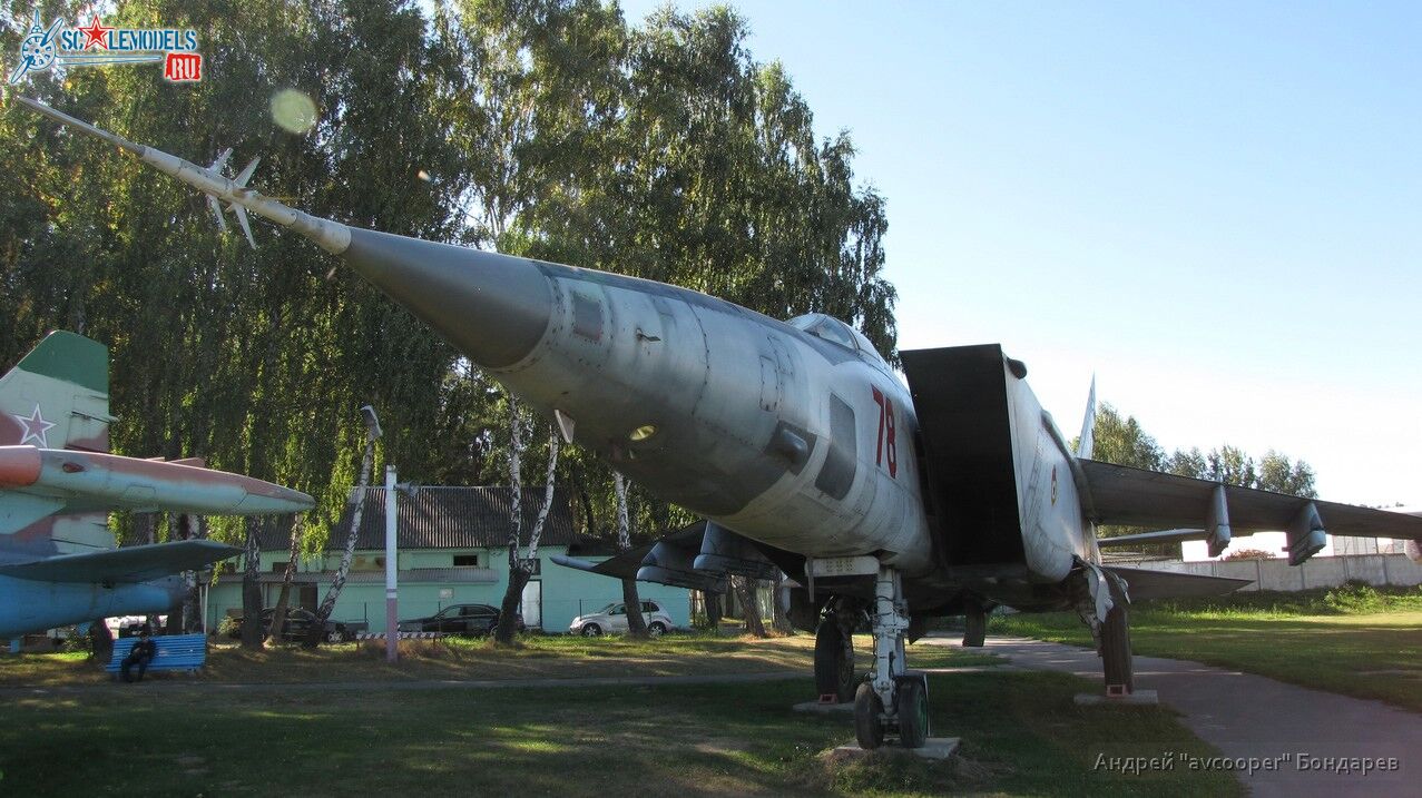 552_MiG-25BM_Borovaya_avcooper.JPG