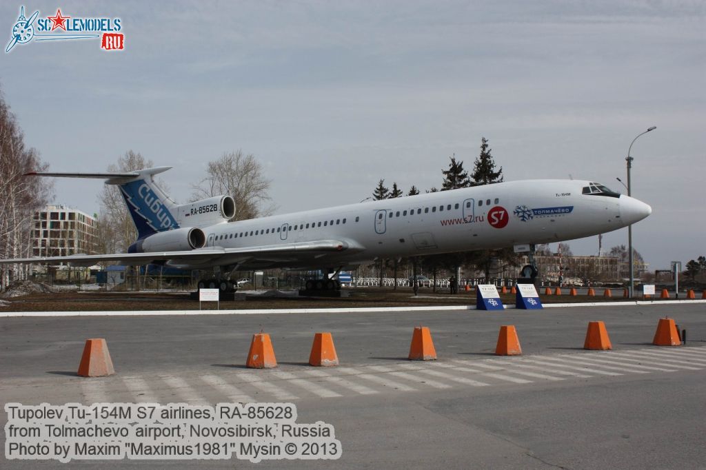 Tu-154M_RA-85628_0026.jpg