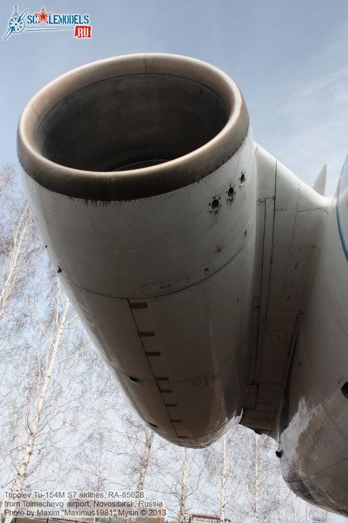 Tu-154M_RA-85628_0036.jpg
