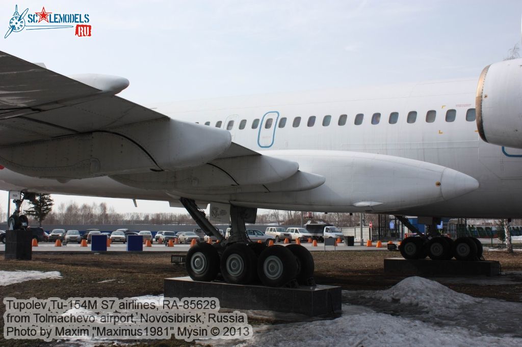 Tu-154M_RA-85628_0060.jpg