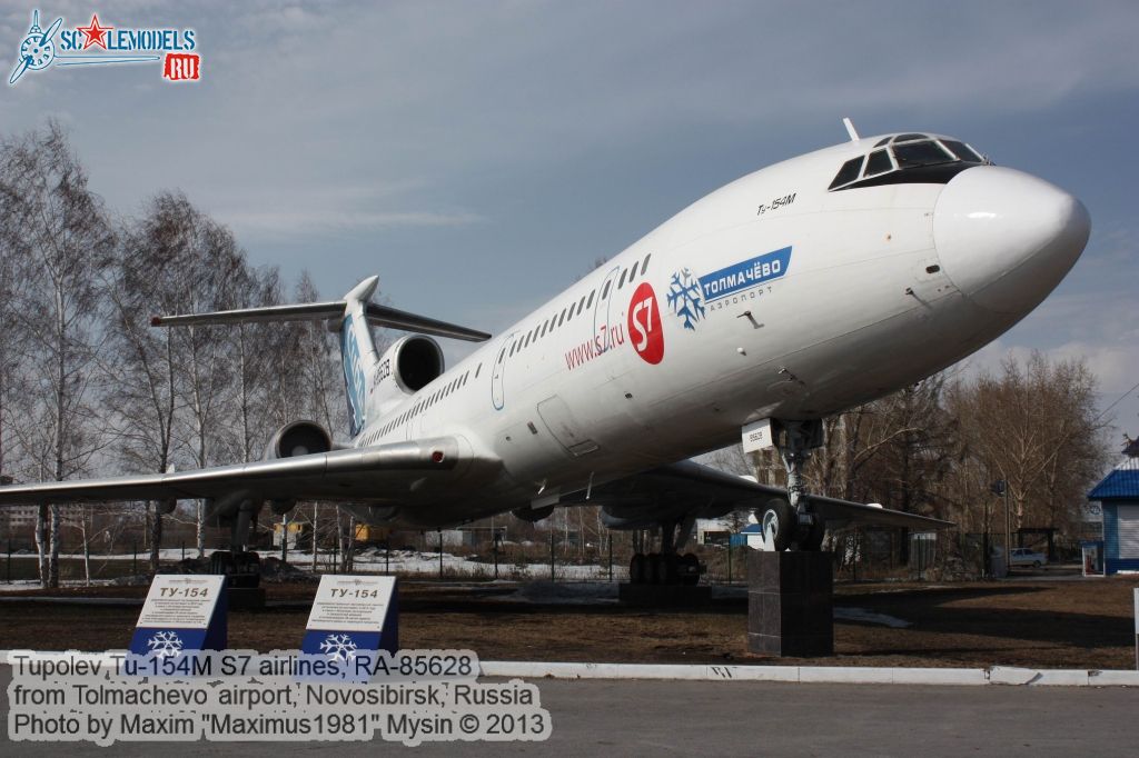 Tu-154M_RA-85628_0065.jpg