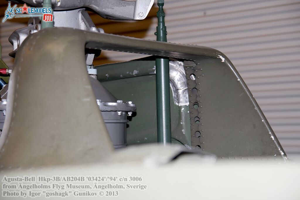 AB204B124.jpg