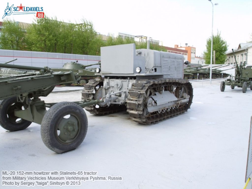 ML-20_with_Stalinets_tractor_0013.jpg