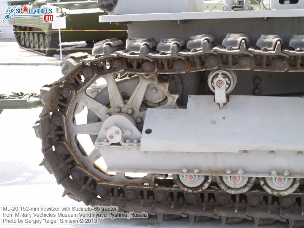 ML-20_with_Stalinets_tractor_0019.jpg