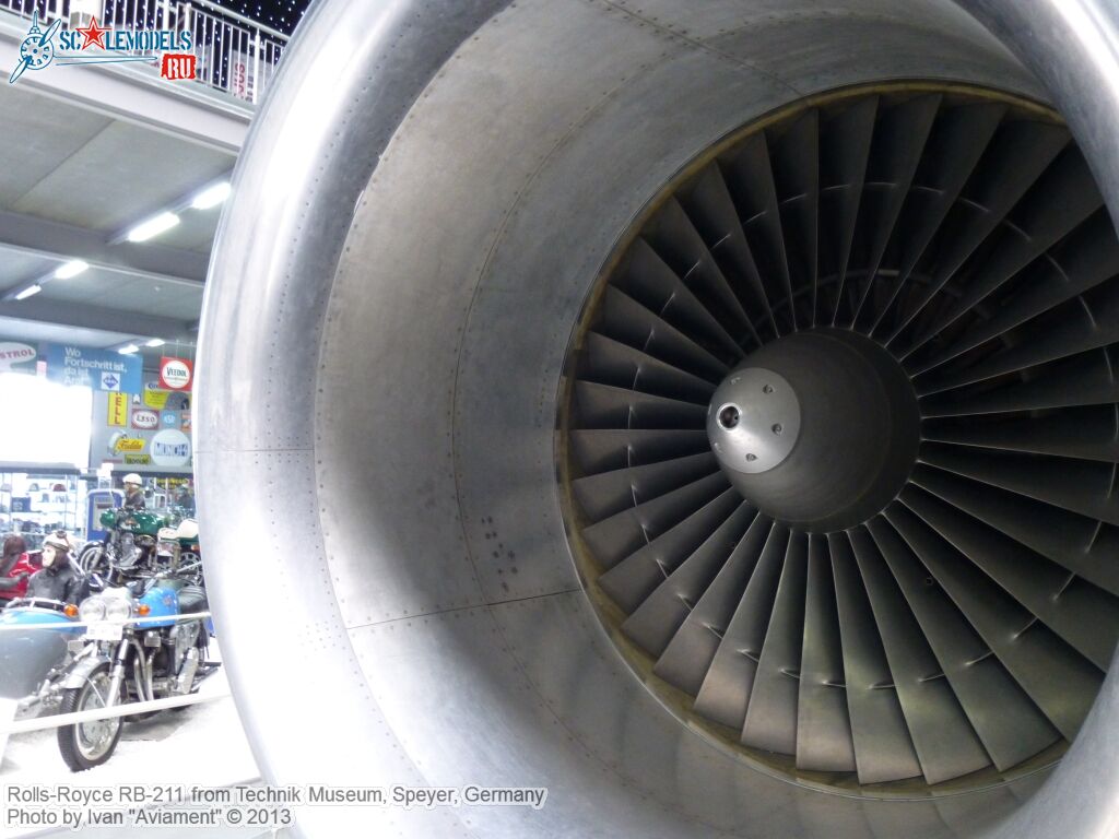 Rolls-Royce_RB-211_0001.jpg