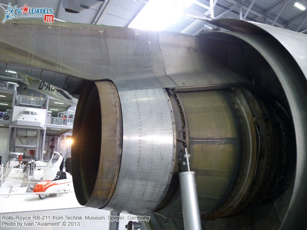 Rolls-Royce_RB-211_0003.jpg