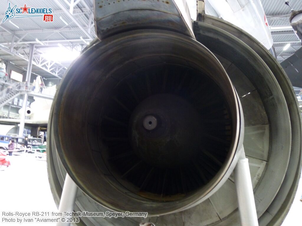 Rolls-Royce_RB-211_0004.jpg