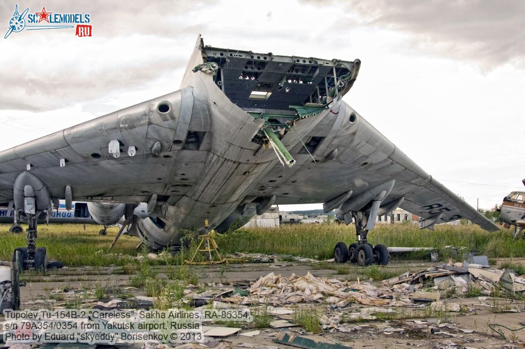 Tu-154B-2_RA-85354_0005.jpg