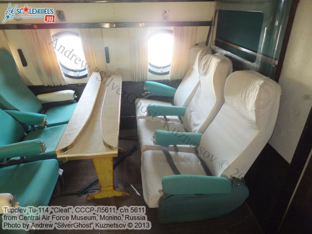 Tu-114_СССР-Л5611_0065.jpg