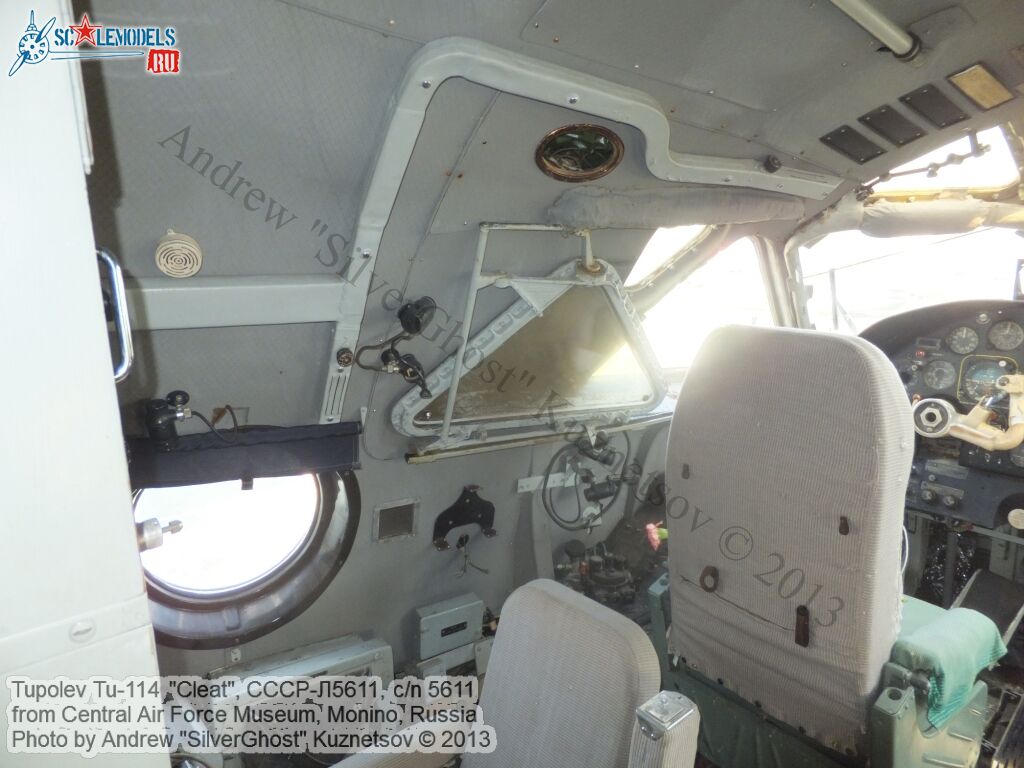 Tu-114_СССР-Л5611_0099.jpg