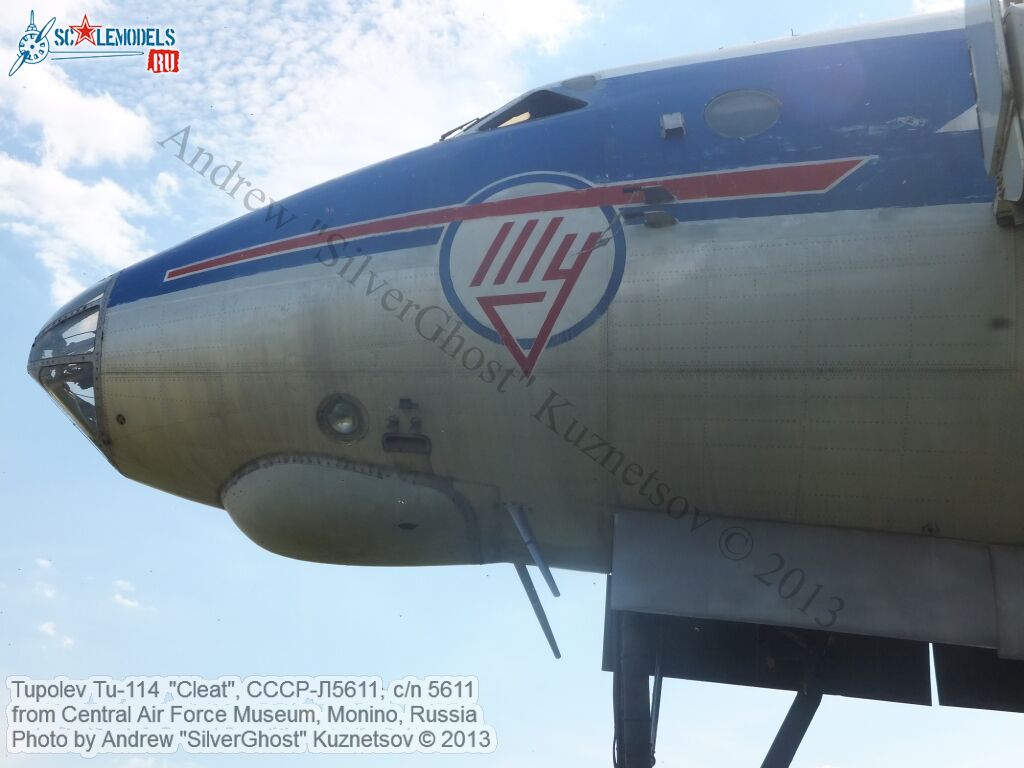 Tu-114_СССР-Л5611_0131.jpg