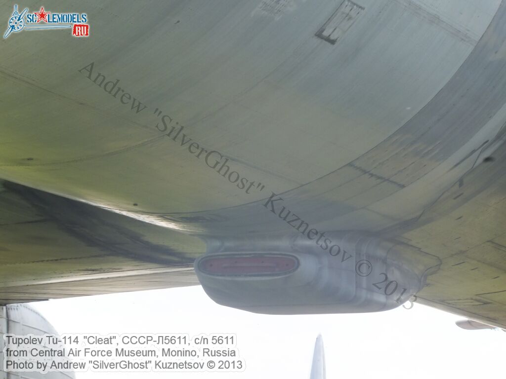 Tu-114_СССР-Л5611_0173.jpg