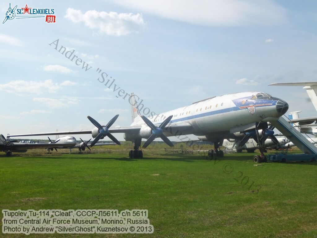 Tu-114_СССР-Л5611_0199.jpg