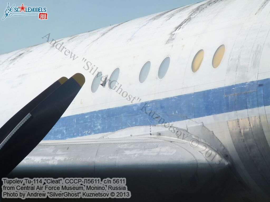 Tu-114_СССР-Л5611_0205.jpg
