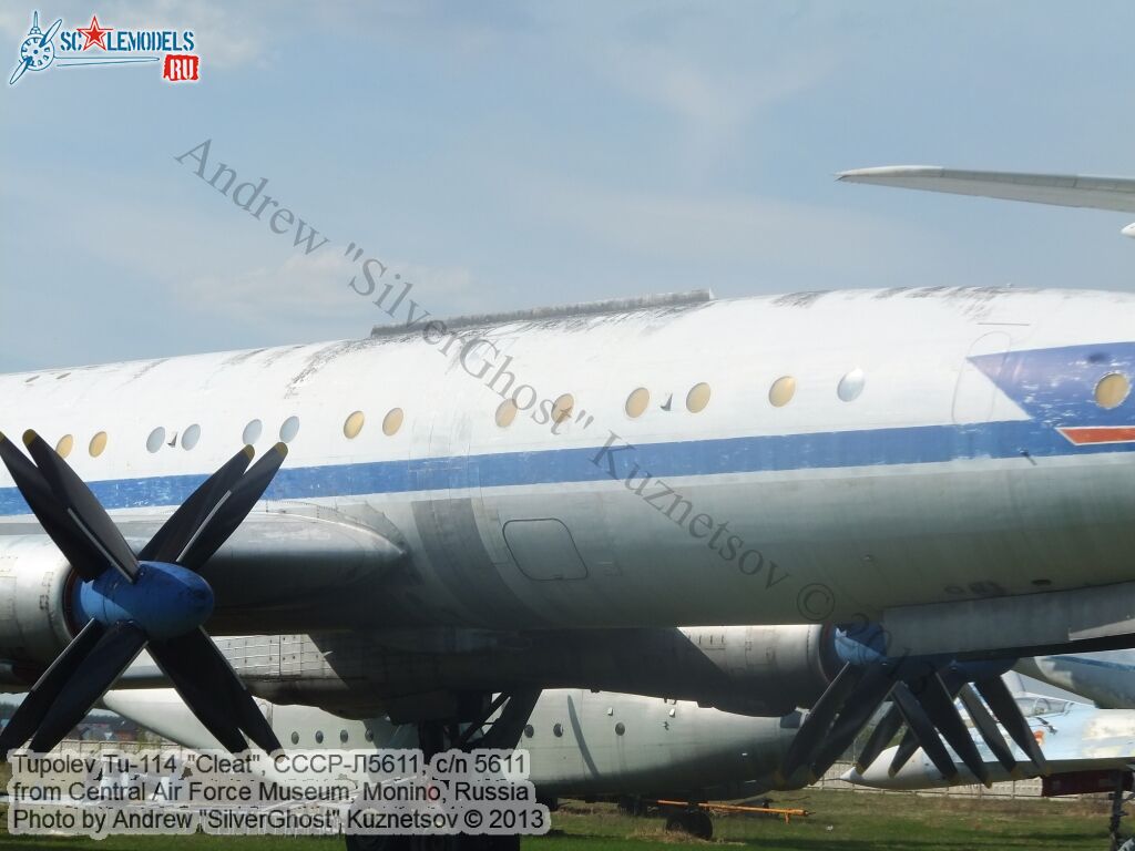 Tu-114_СССР-Л5611_0208.jpg