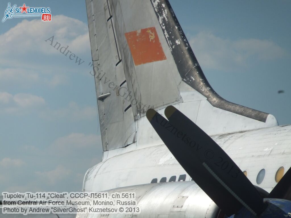 Tu-114_СССР-Л5611_0212.jpg