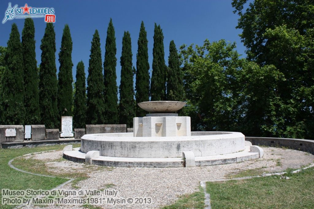 Museo_Storico_di_Vigna_di_Valle_0203.jpg