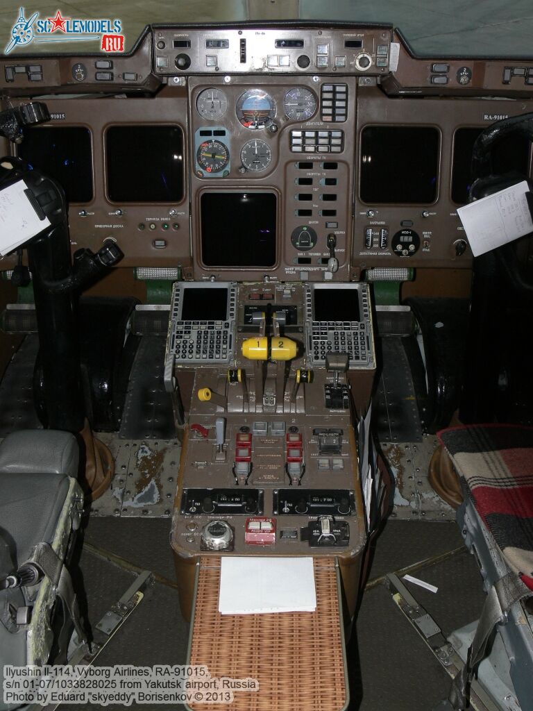 Il-114_RA-91015_0010.jpg
