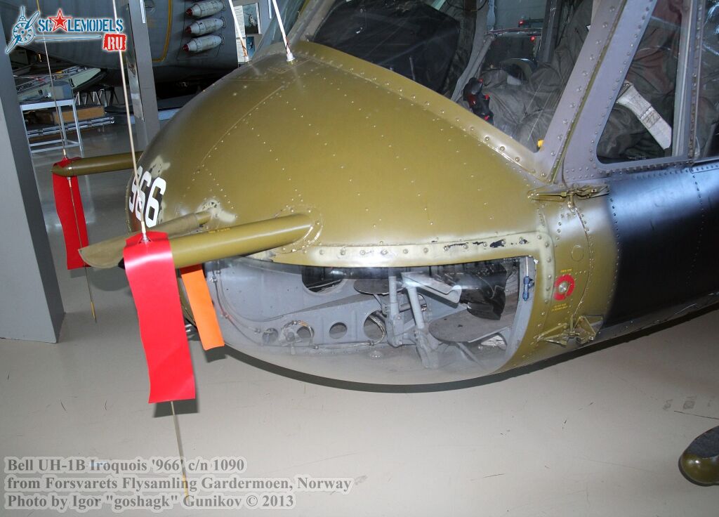 UH1B8.jpg