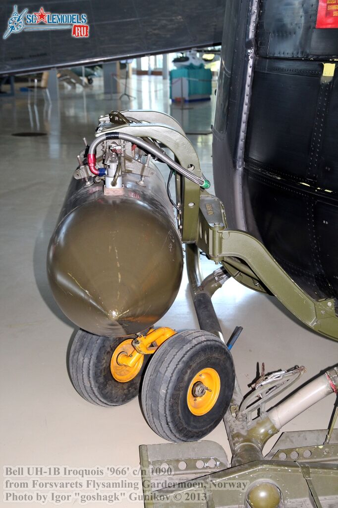 UH1B78.jpg