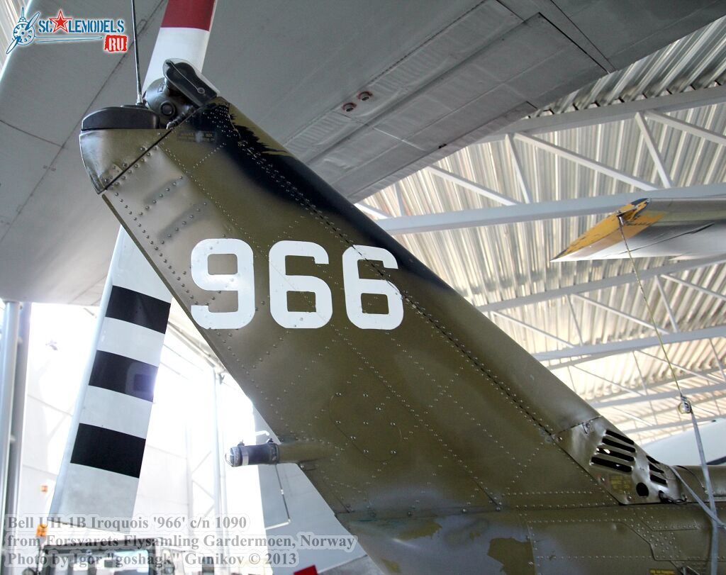 UH1B77.jpg
