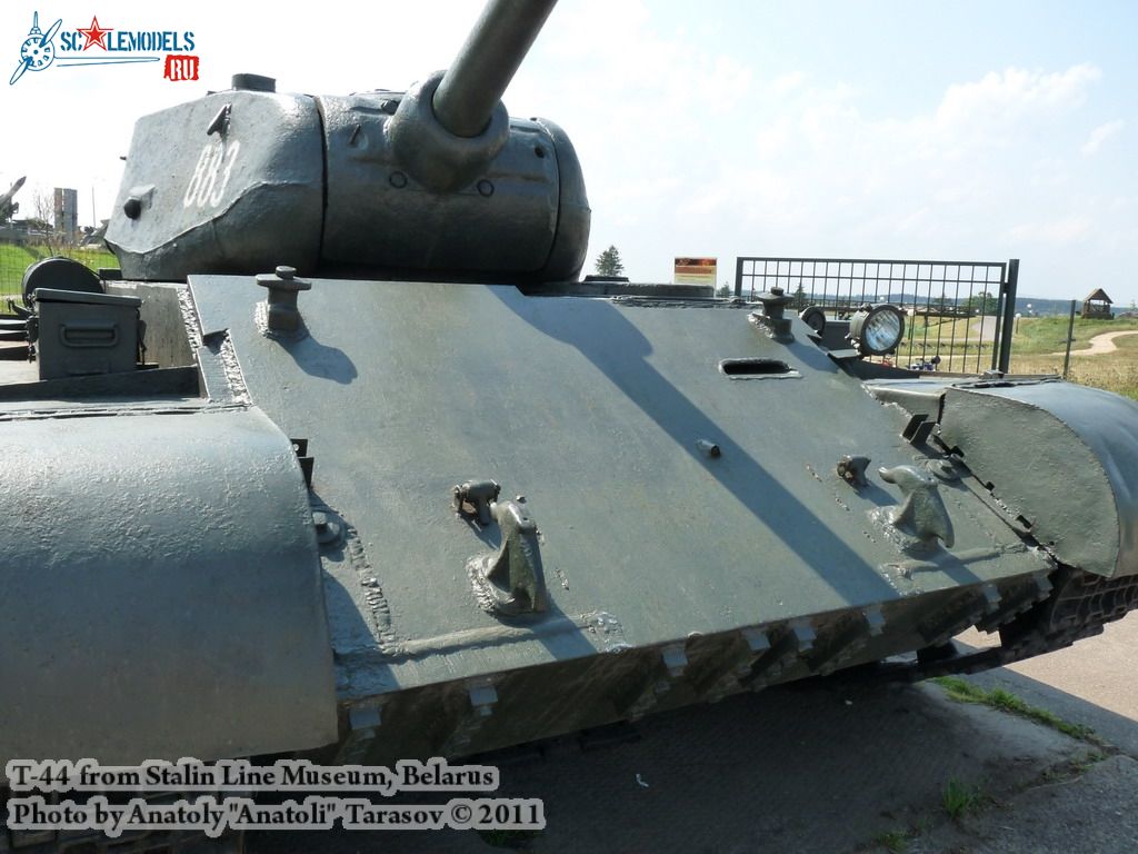 t-44_0020.jpg