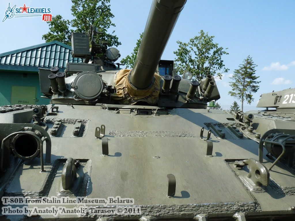 t-80b_0007.jpg