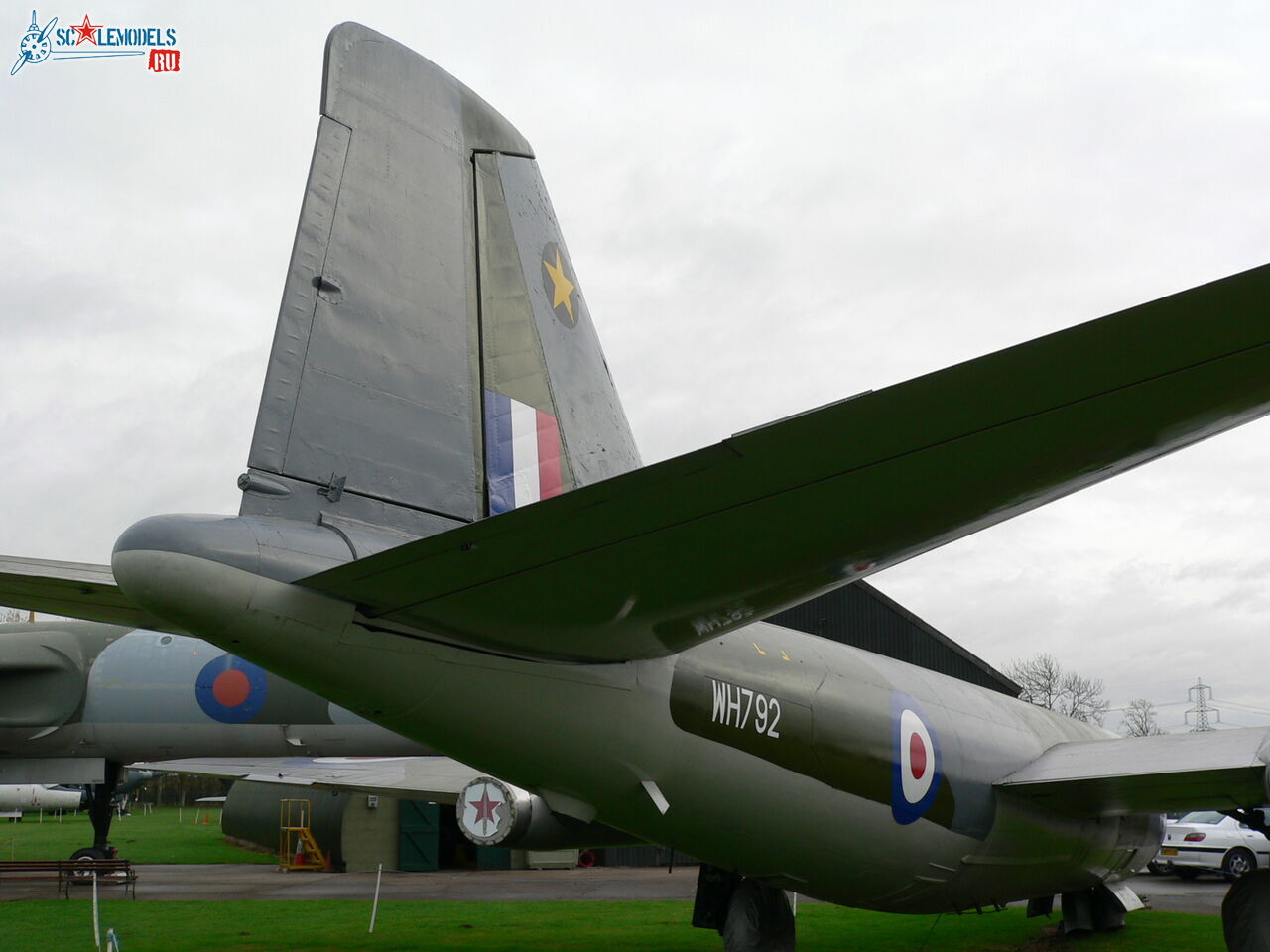 Canberra PR7 (11).JPG