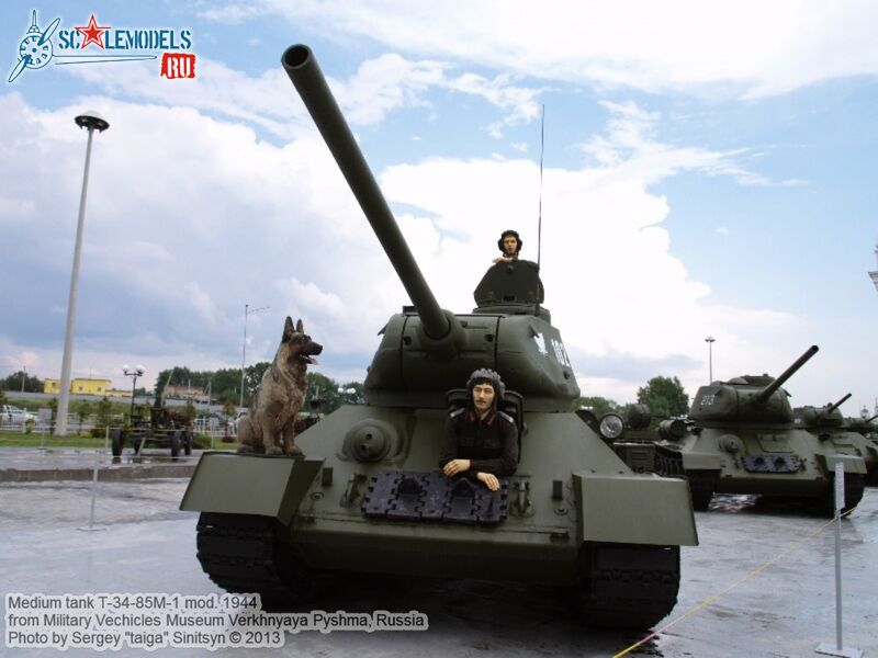 T-34-85M-1_mod1944_0014.jpg