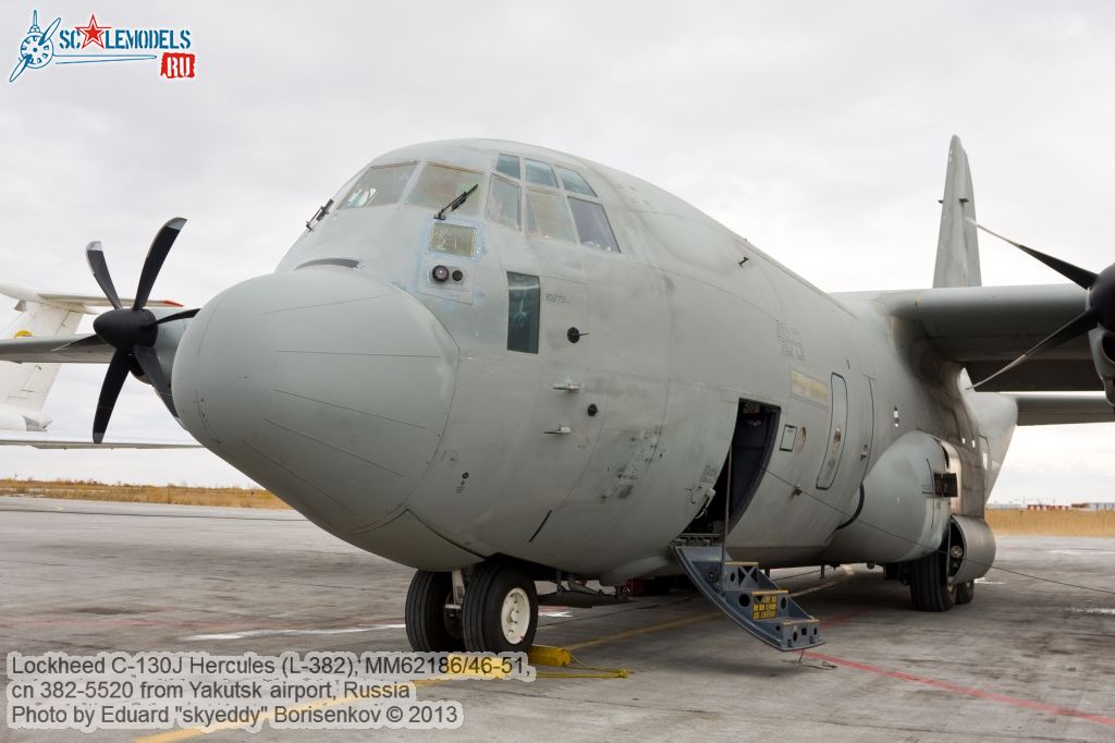 Lockheed_C-130J_Hercules_0000.jpg