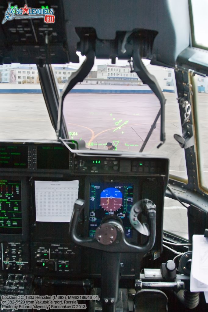 Lockheed_C-130J_Hercules_0038.jpg