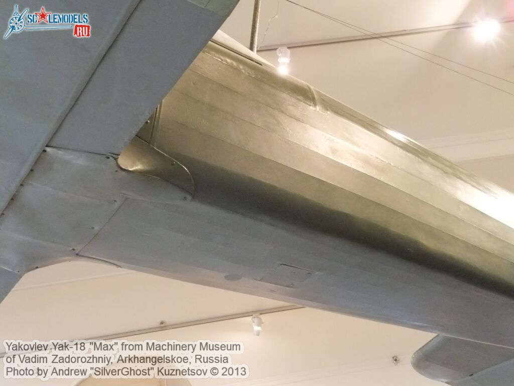 Yak-18_Max_0125.jpg