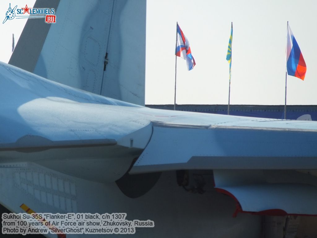 Su-35S_Flanker-E_0019.jpg