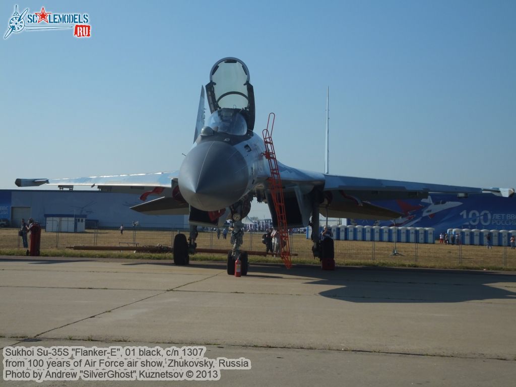 Su-35S_Flanker-E_0065.jpg