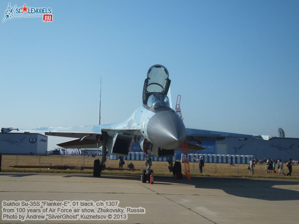 Su-35S_Flanker-E_0079.jpg