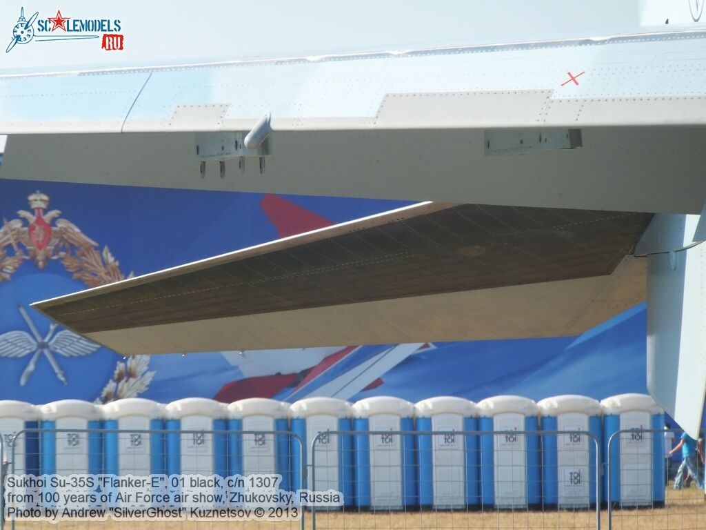 Su-35S_Flanker-E_0116.jpg
