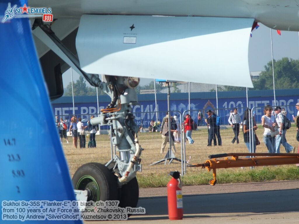 Su-35S_Flanker-E_0132.jpg