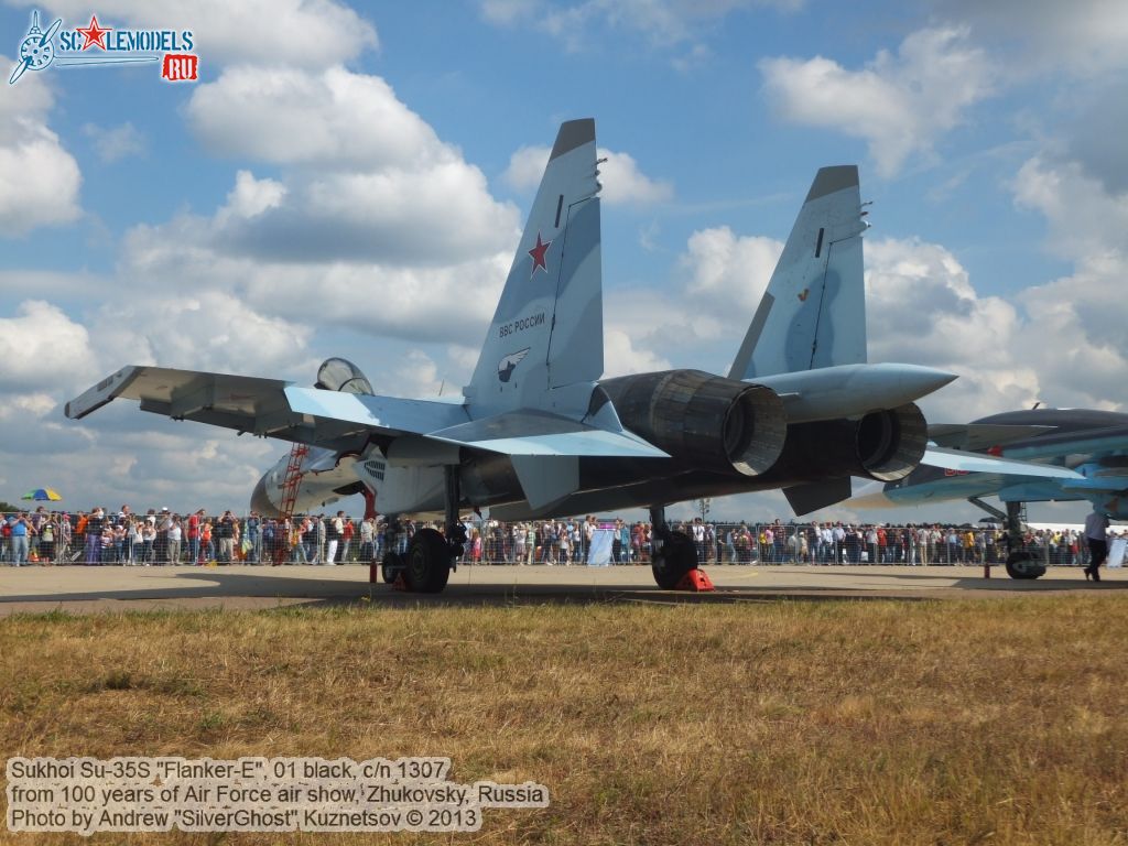 Su-35S_Flanker-E_0234.jpg