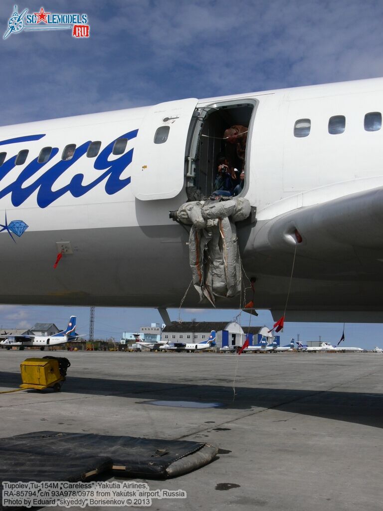 Tu-154M_RA-85794_0052.jpg