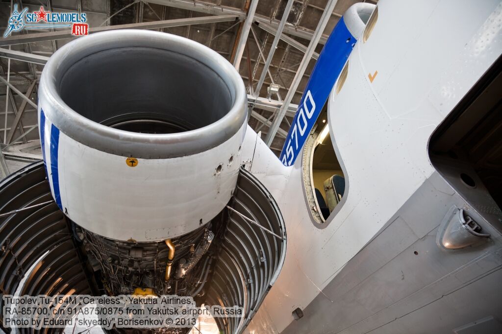 Tu-154M_RA-85700_0047.jpg