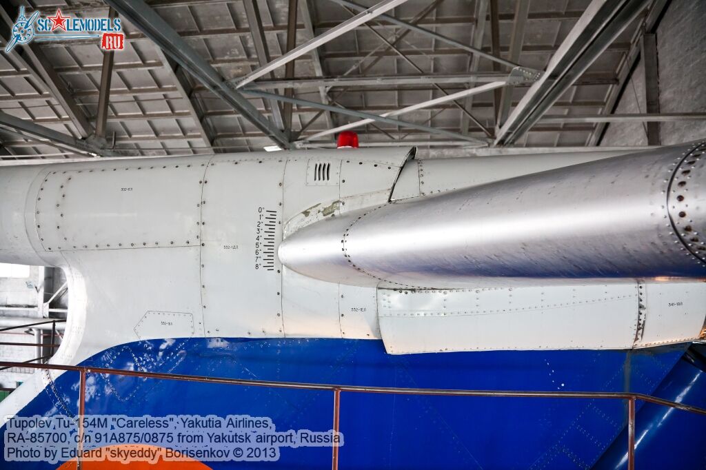 Tu-154M_RA-85700_0065.jpg